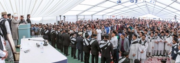 Read more about the article Connecting to Khilafat: A Guidance for Today’s Muslim Youth