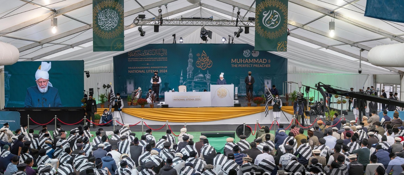 You are currently viewing Elevate worship, strengthen morals, and embody truth: Huzoor addresses MKA UK Ijtema 2024